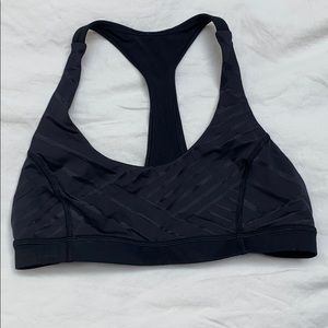 Lululemon sports bra